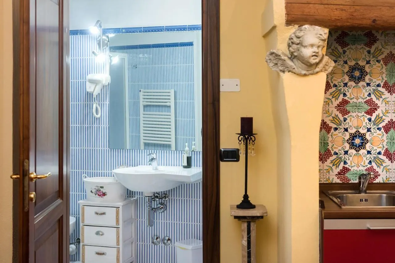 Junior Suite Cangrande - Veronainflat 0*, فيرونا إيطاليا